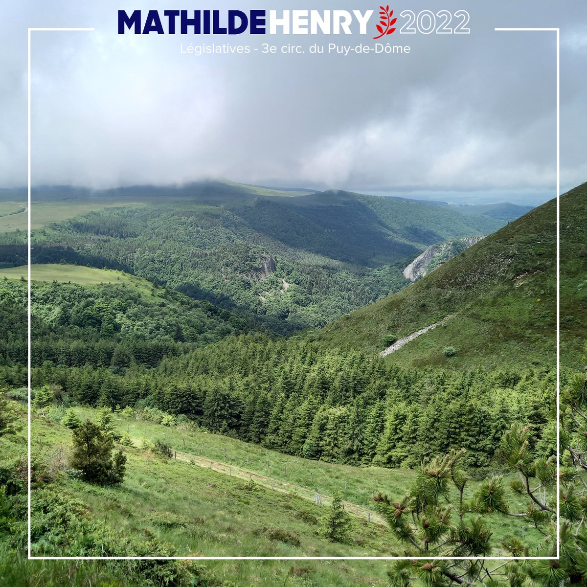 MathildeHry's tweet photo. 1/2 Hier @GenerationZ63 a organisé une belle randonnée autour du lac de Servières à Orcival. @reconquete43 et @ReconquteCorrz1 étaient avec nous.
Un beau moment de partage pour lancer les actions militantes de l'après-midi. Merci à tous!
#Circo6303 #ReconqueteLegislatives2022 https://t.co/iGFHZZ9R6Z