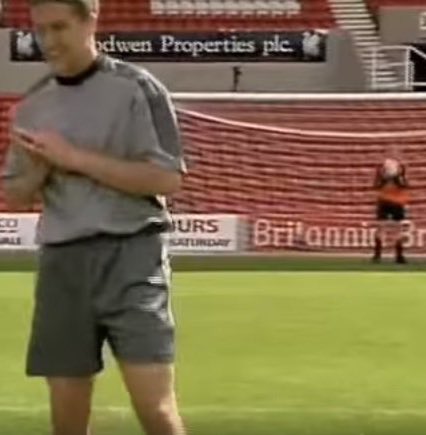 Ryan Moffat tweet media