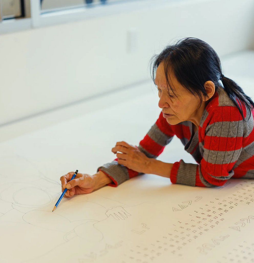 ThePowerPlantTO's tweet photo. Inuit-Canadian artist Shuvinai Ashoona is profiled in @nytimes! Journalist Patricia Leigh Brown made the trip to Kinngait Studios to capture the everyday life and work of Shuvinai Ashoona and fellow Inuit artists. 

Read the full article:
https://t.co/1qV5Qv1DxT https://t.co/ur2bl2mfKa