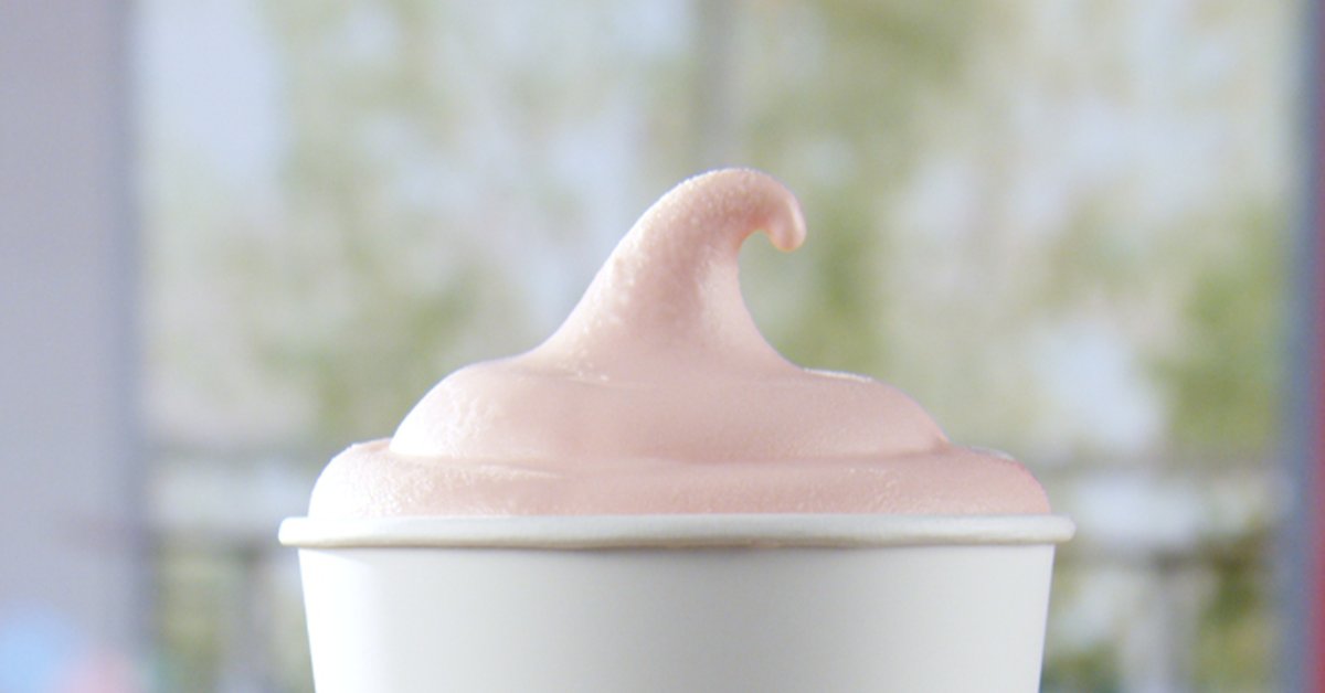 Wendys's tweet photo. Hey. https://t.co/fW8RyRzuxb