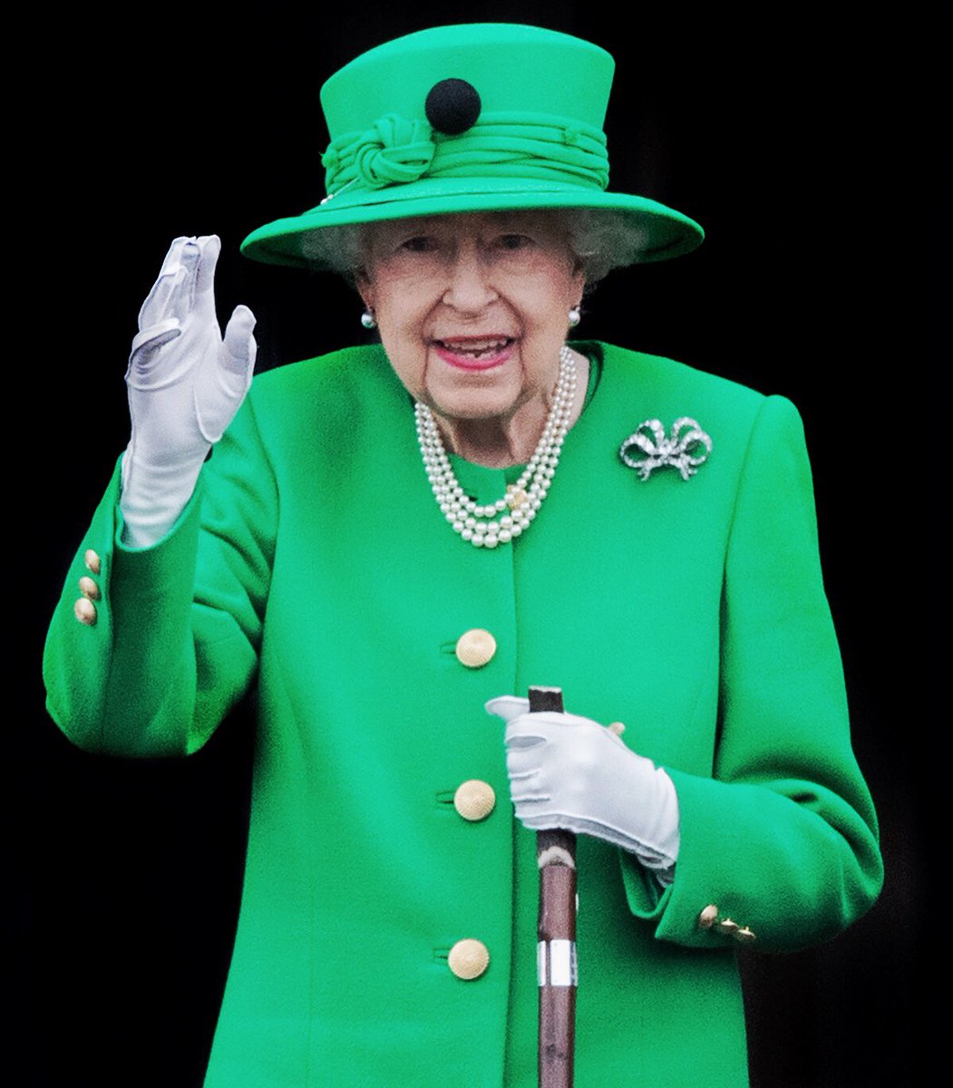 eddiemulh's tweet photo. Late to the party but been a busy boy… #PlatinumJubileePageant #PlatinumJubilee #PlatinumPageant #photography https://t.co/8CiMi48Q3t