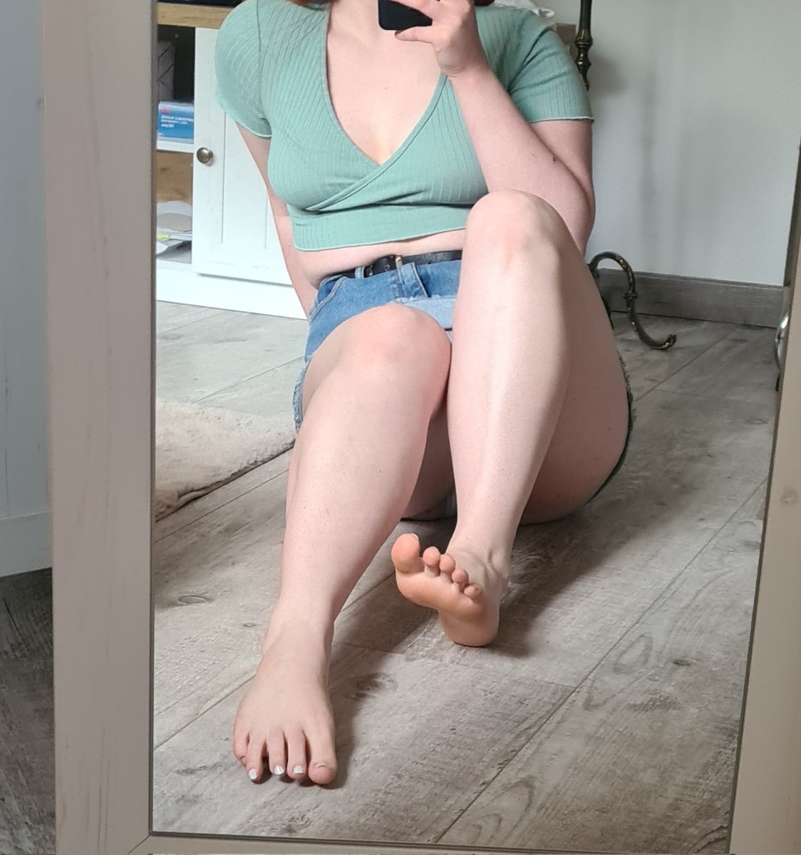 Sandra646607121's tweet photo. My of subscription is now free go check it out huns 🥰

#feet #soles #toesandsoles #pinksoles #solesfetish #feetworship #feetfetich #feetfethish #soleworship #Toes https://t.co/78zIIIaSfr