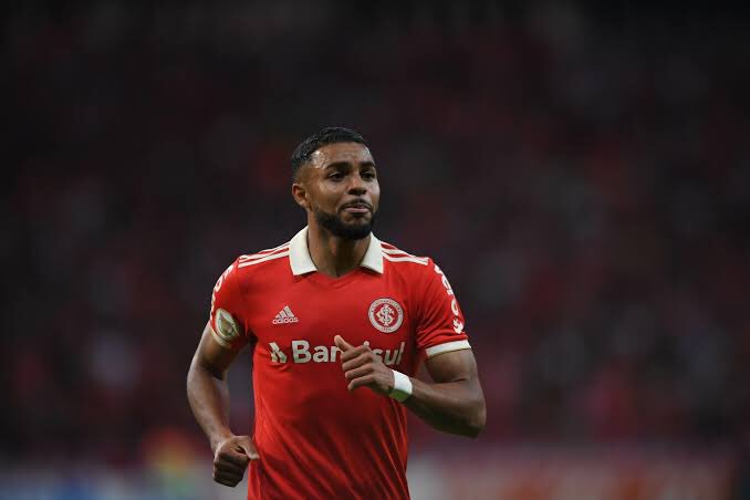 Apaysanado's tweet image. As vezes no silêncio da noite eu fico imaginando isso aqui.