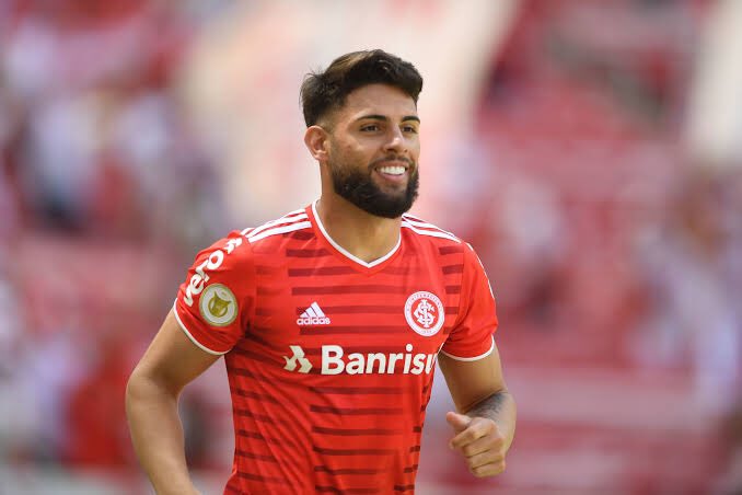 Apaysanado's tweet image. As vezes no silêncio da noite eu fico imaginando isso aqui.