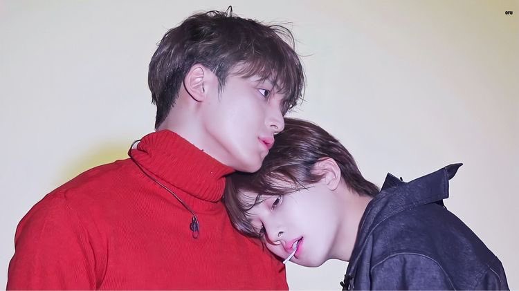 hi, this is a new account dedicated to #JEONGHAN &amp; #MINGYU 

please follow and rt this tweet to spread the word. thank you <3

#정한 #민규  #SEVENTEEN  #세븐틴  <a href="/pledis_17/">세븐틴(SEVENTEEN)</a>
