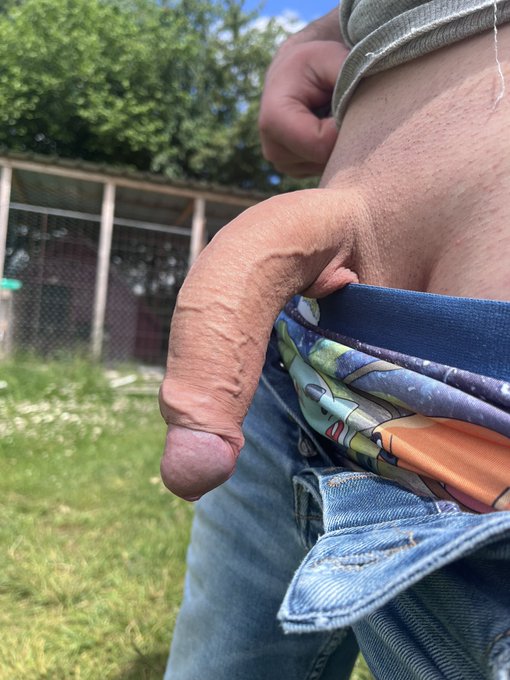 Dans mon cale&ccedil;on &acute; Pokemon &acute; se cache mon l&eacute;viator shiny mdr  Qui veut venir l&rsquo;attraper ?  In my Pokemon'<a href="/tag/bigdick"class="tags"><span>#bigdick</span></a><a href="/tag/hung"class="tags"><span>#hung</span></a><a href="/tag/cocktribute"class="tags"><span>#cocktribute</span></a><a href="/tag/bigdickman"class="tags"><span>#bigdickman</span></a><a href="/tag/22cm"class="tags"><span>#22cm</span></a>