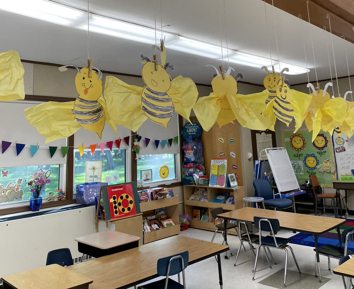 sharcivil's tweet photo. We were busy bees today at school!! 🐝 @SlackwoodSchool @LTPS1 https://t.co/DF1Wp7EXWN