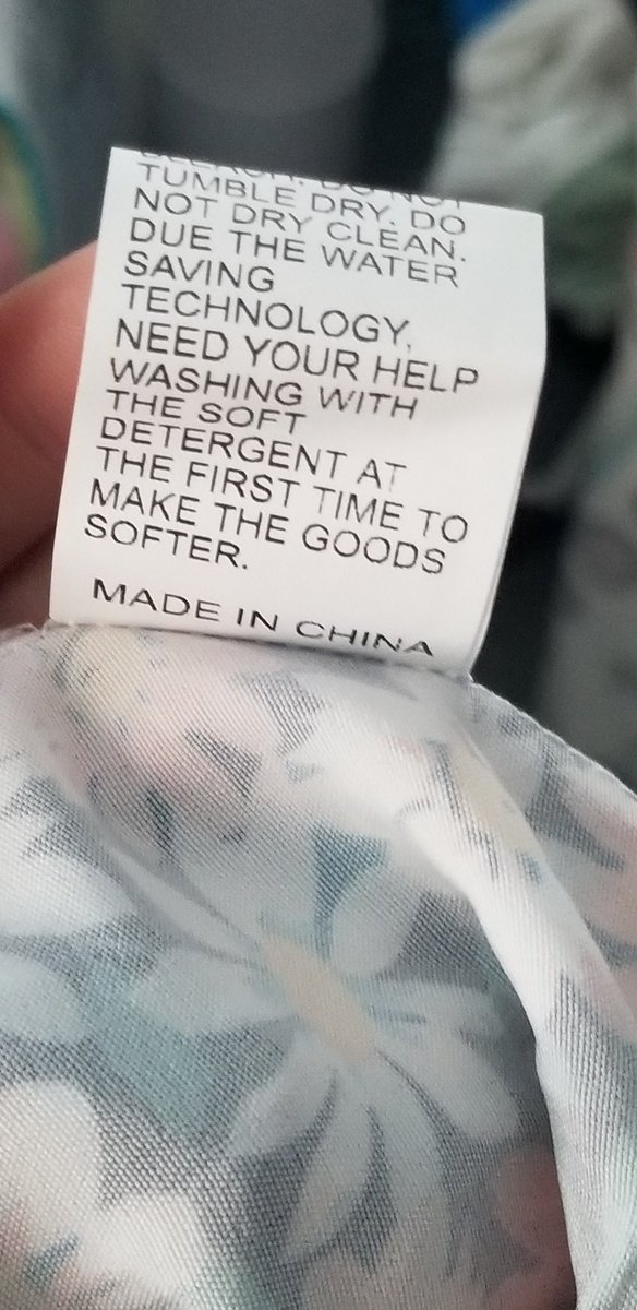 nourryburrito's tweet photo. SHEIN TAGS LITERALLY DO SAY "NEED YOUR HELP" ?????

i really hope this is a mistranslation of the washing instructions holy fuck https://t.co/vXvgTLC8Gf