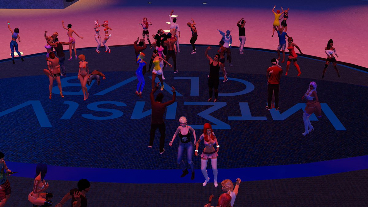 WedontcareGroup's tweet photo. Hell party in INTESIVE HOUSE COMONNN LETSSS GO MAKE SOME NOISEEE https://t.co/E9AtdnG5Qz