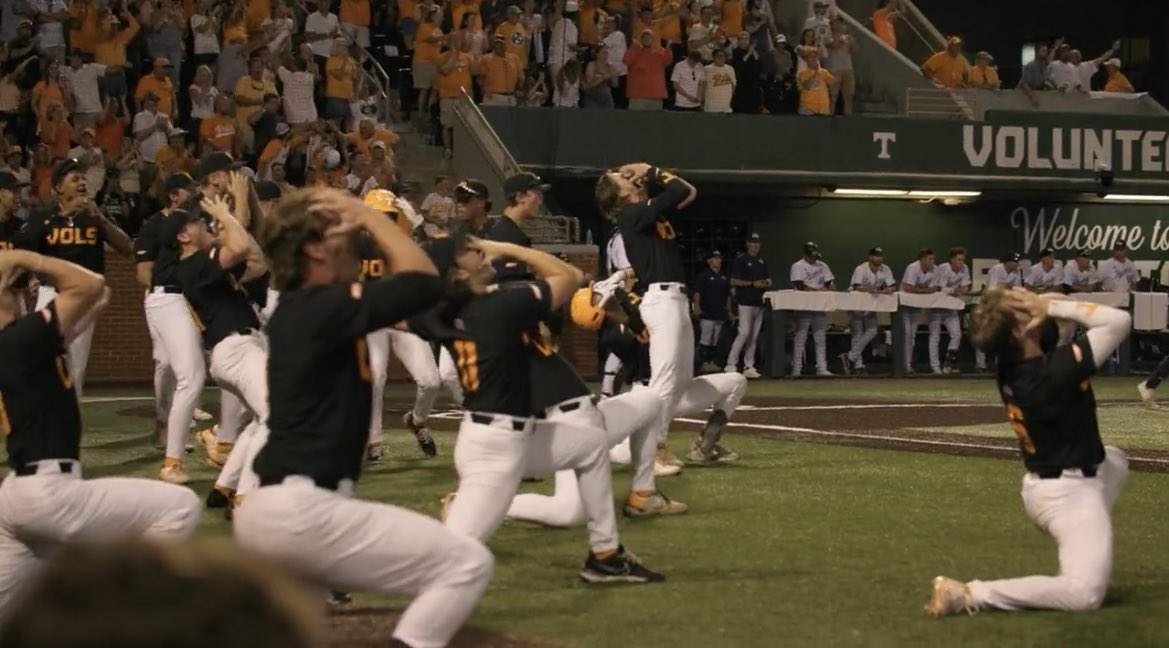 lambo_raby10's tweet photo. I don’t think it’s a coincidence that the best team in the country has the most fun playing baseball. https://t.co/OK1QQXZaZE