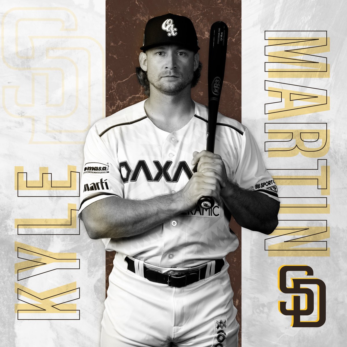 lupizojeda's tweet photo. Lo sabíamos #KyleMartin estaba fuera de liga 🔥
El cañonero deja @GuerrerosOax para vestirse de @Padres Lástima que no llegó a #HrDerby!
Bateaba para .364, disparó 44 hits, 18 de ellos HRs, departamento que lideró durante toda su estancia en #México https://t.co/2mFwua6QMZ