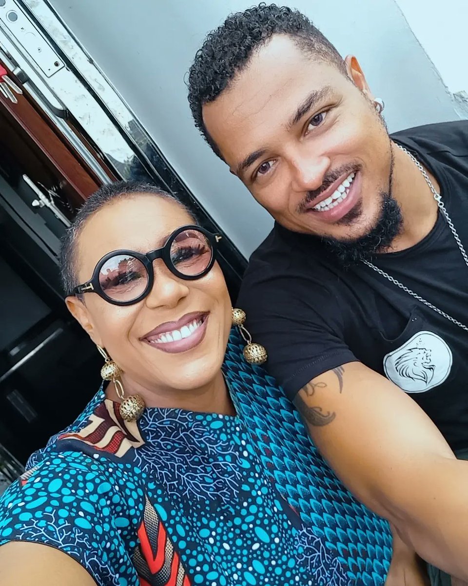 shangeorge12's tweet photo. On a movie set today, Filming a new movie THE ENEMY WITHIN, with star actor Van Vicker. #Stillfilming #shangeorge #vanvicker https://t.co/EyC9XxSb1k