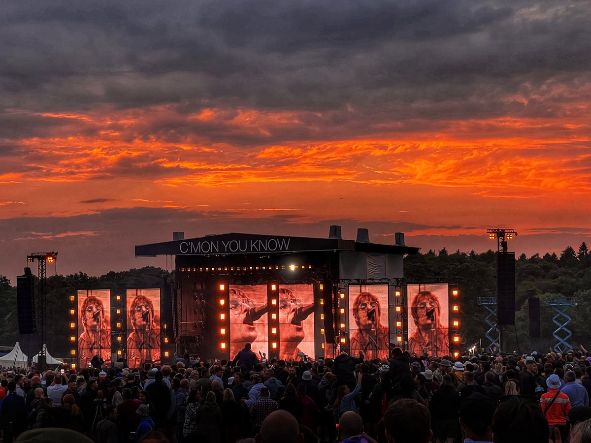 What a night <a href="/liamgallagher/">Liam Gallagher</a> #Knebworth2022 <a href="/harby001/">Harby</a>
