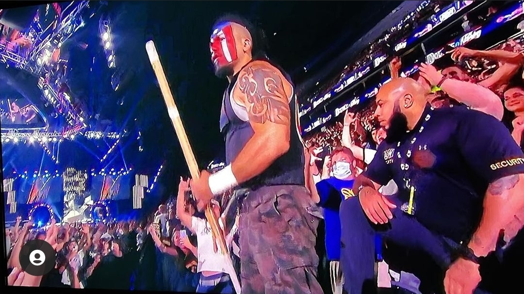 Play_Beastie1's tweet photo. Patiently waiting on My Cousin @Ortiz_Powerful to cause mayhem in the arena. We've always had each other's backs 💪🏾💪🏾💪🏾 #highprofilesecurity https://t.co/ZHpjuw8VgC