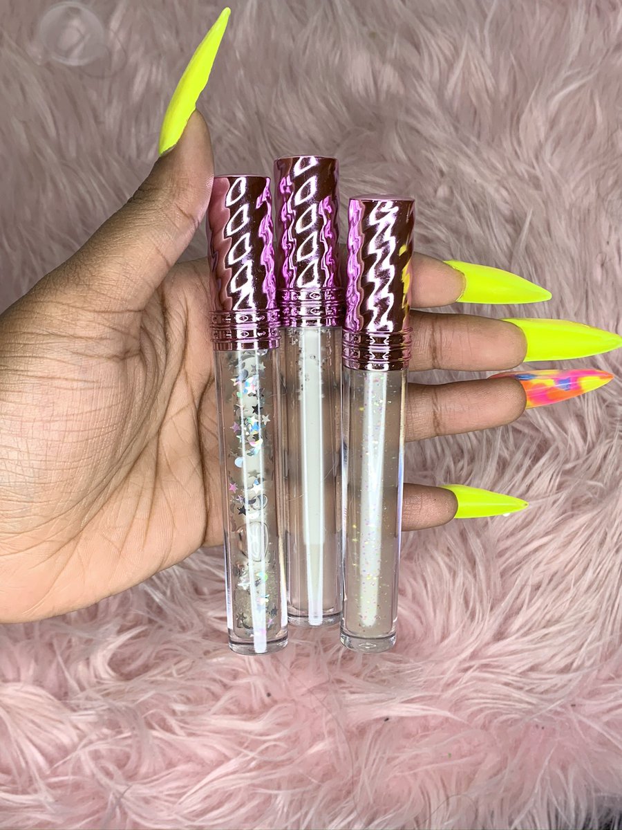 Sale for the whole month of June !!! BUY 1 WAND TUBE GET A SQUEEZE TUBE FOR ONLY $2 🙀! You can’t beat this sale !! DM to place orders !