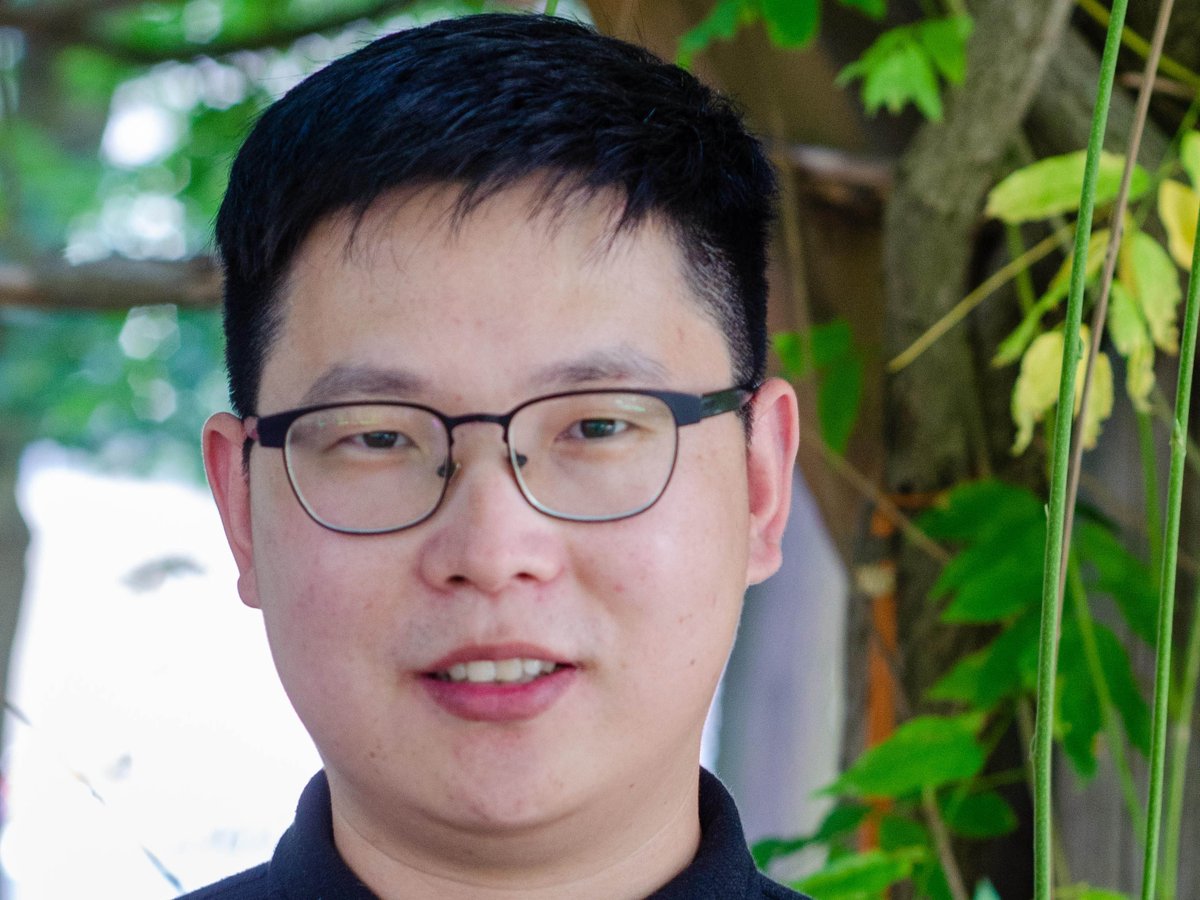 AnnaKlinkova's tweet photo. After receiving a 26th Canadian Catalysis Symposium travel award and giving a great talk on his research at the symposium in May, Feng Li was just selected for the North American Catalysis Society student presentation award! Congrats Feng! 👏🏅🎉 https://t.co/Eq5kuxy51e