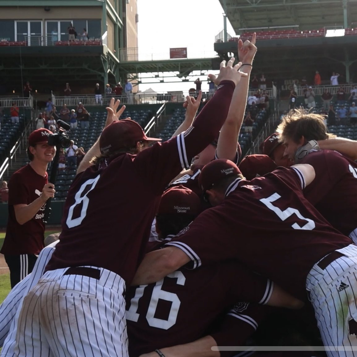 Year 1 ✅

Glad I could help show these guys off to the world. They truly deserved it. Some of the most genuine people I’ve ever met. They treated me like one of them. I’ll remember these guys forever 🤞🏻