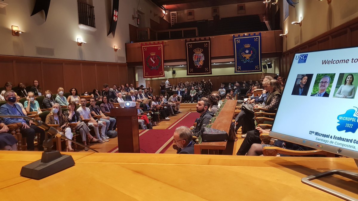 Micropol2022's tweet photo. More than 250 attendees to the Open Ceremony of Micropol2022.  Very interesting speech of Prof. Sabucedo on "Citizenship and environmental sustainability". @eqomil @cretus_usc @biogroup_usc https://t.co/VdGjgw6Wee