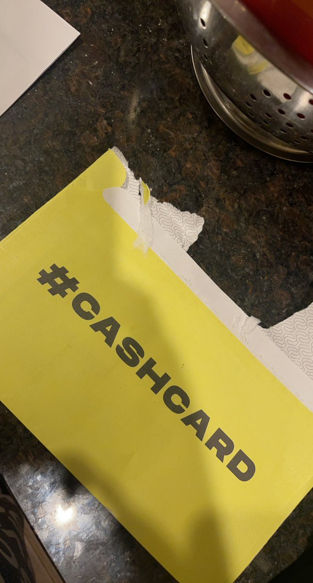 bloopthistrash's tweet photo. @CashApp do better when you’re sending out your cards. You want people to steal shit? Jfc https://t.co/orJ5VGONTA