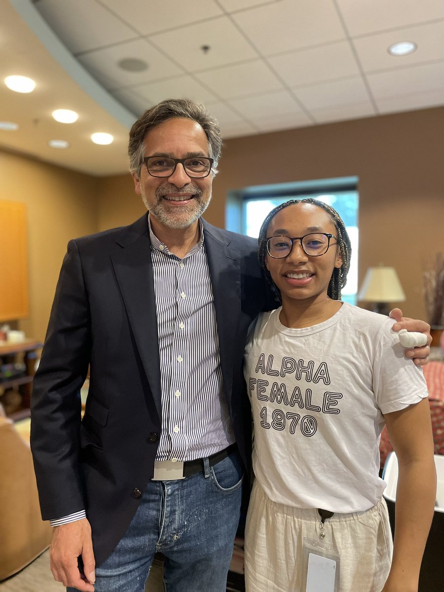 A. Sánchez Alvarado tweet media