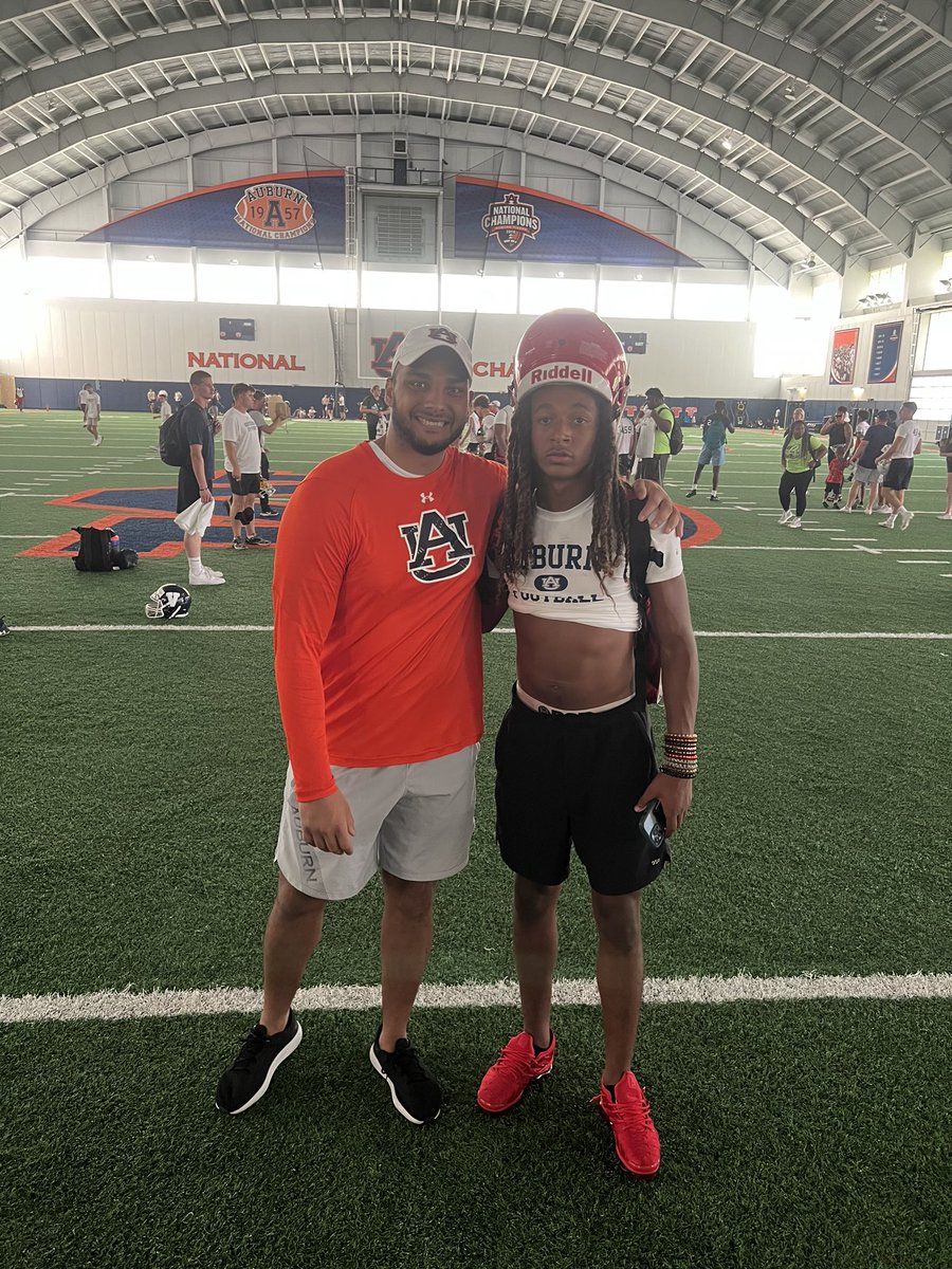 Showtime12u's tweet image. @CoachSantana_ thanks for hosting us we will be back @Fastferarri_07