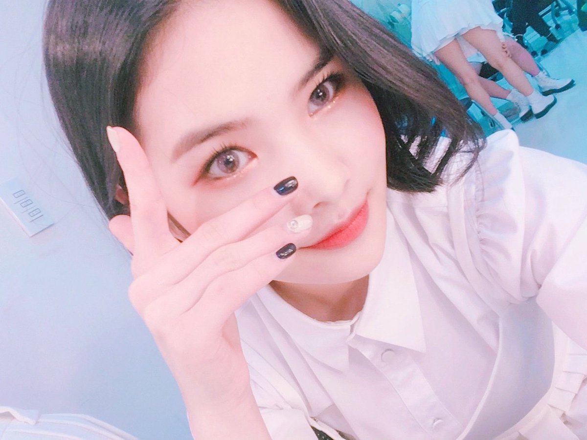 rinaselca's tweet image. 