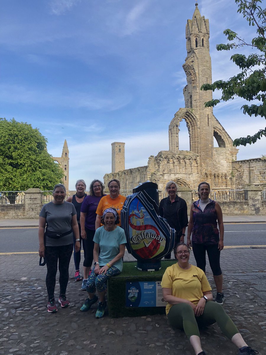 LesleyAitken23's tweet photo. So much fun tonight with my running group. I took them on ‘The Big Bag Trail’ to see how many we could ‘bag’ in 50 mins of training time…6 bags, 4 miles and nonstop laughs and smiles!!
#TheBigBagTrail #TheHomeOfGolf
#StAndrews
#Running #Jeffing #Jeffers #STAART #RunningFun https://t.co/ZyLzBh1HRB