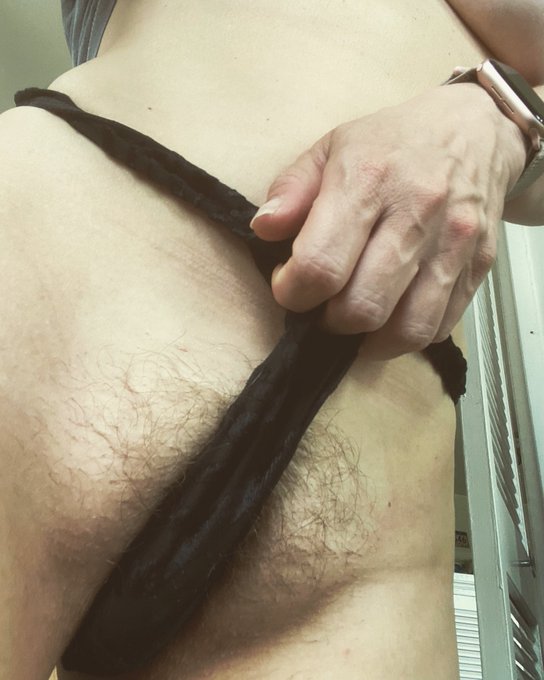 Who needs to floss? https://t.co/WZSVo427Uy<a href="/tag/happyeaster"class="tags"><span>#happyeaster</span></a><a href="/tag/easterbunny"class="tags"><span>#easterbunny</span></a><a href="/tag/happyeaster2021"class="tags"><span>#happyeaster2021</span></a><a href="/tag/b"class="tags"><span>#b</span></a>