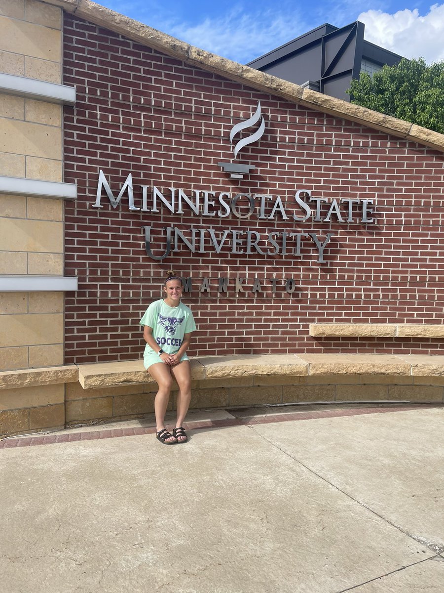 LindseyOvermann's tweet photo. Thanks @brianbahl, @tilsensoccer and @minnstsoccer for a great camp today!  I enjoyed seeing campus and meeting some of the players! https://t.co/QZ8gM0bfr0