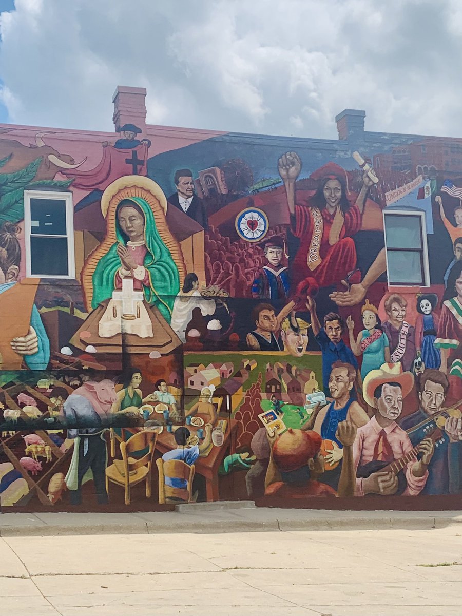 FlaxbeardMark's tweet photo. ThingsAreLookingUpOmaha! Neat things to see in Omaha, NE. Episode 14 - “Painted Bricks.”@jaflax @Joe_Flax @flaxbeer #Omaha #GoOmaha #Happiness https://t.co/XUVo092n5t
