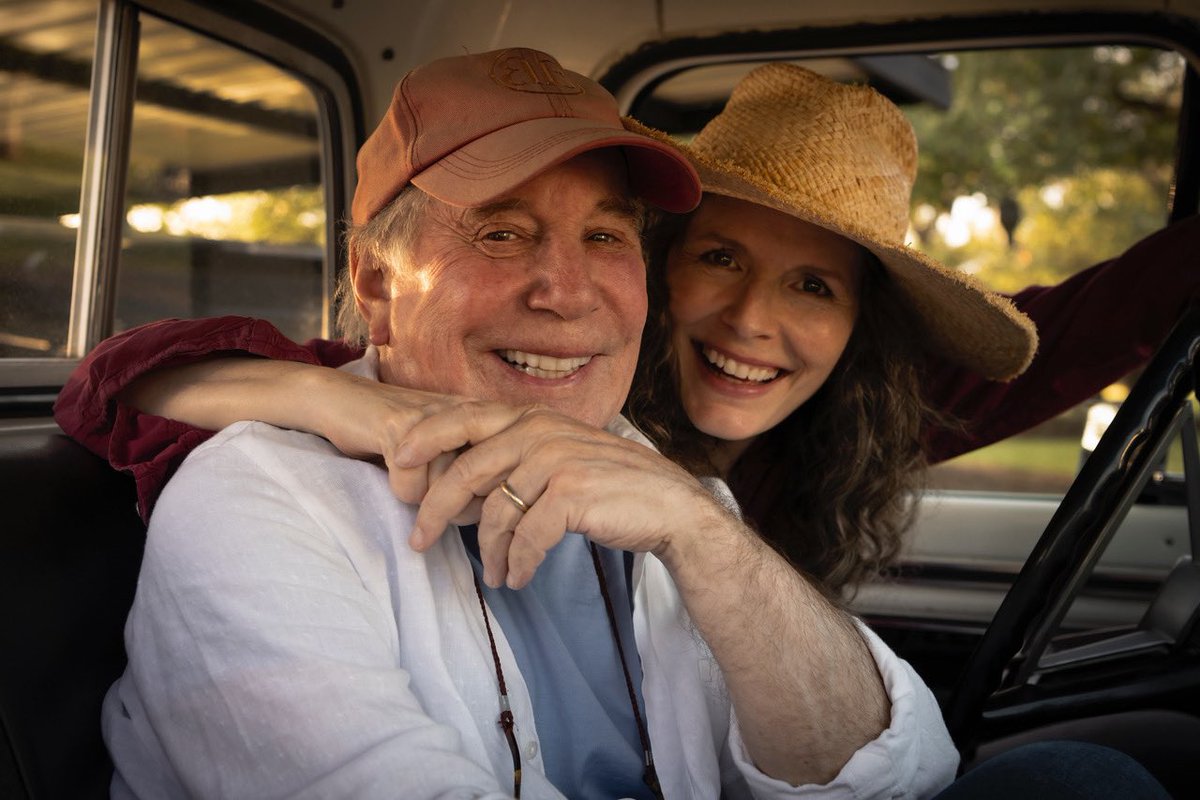 PaulSimonMusic's tweet image. A Happy Anniversary.