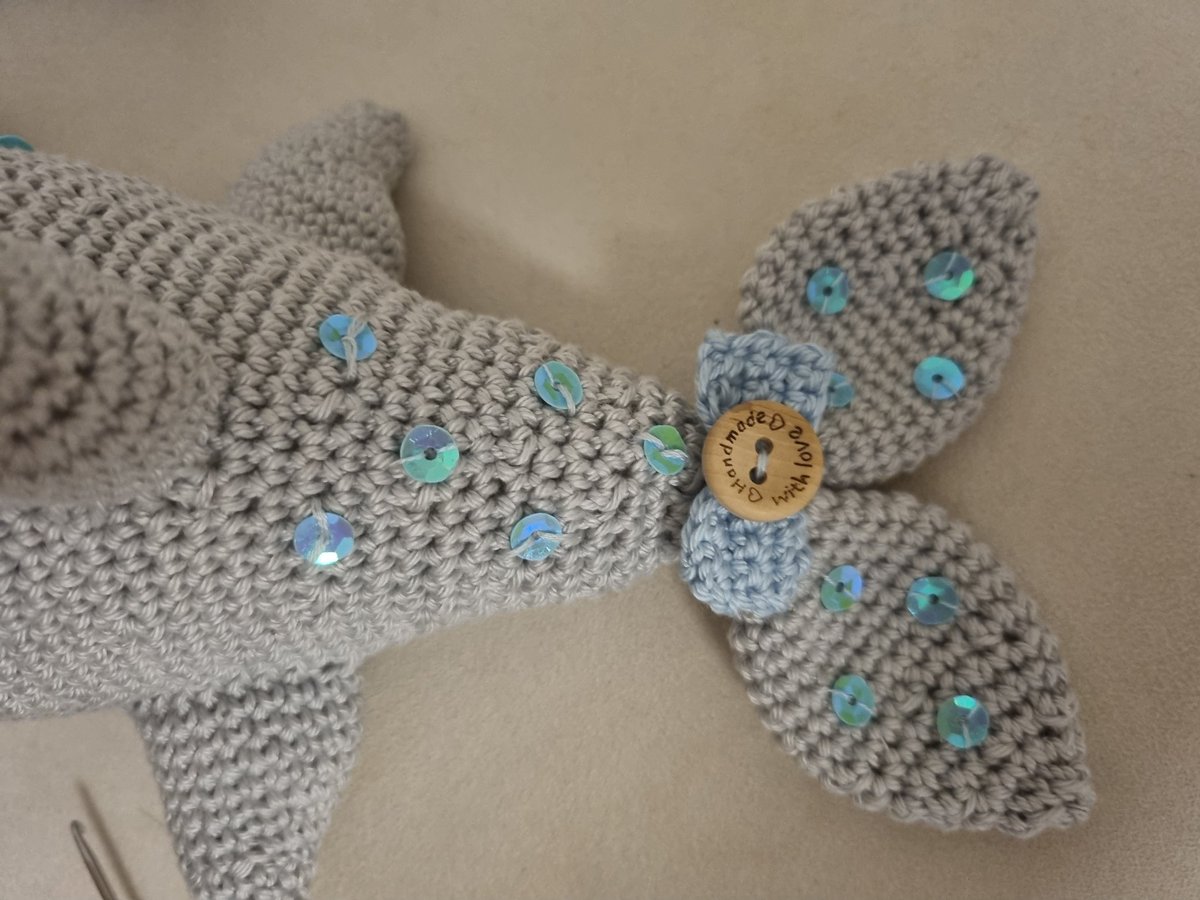 Kumiko__Yuki's tweet photo. #crochet a little #dolphi .
Hab eine kleine #Delfin gehäkelt. Mir gefällt er.
#häkeln #DIY #Handarbeitsclub #present https://t.co/liKFWgO9UU