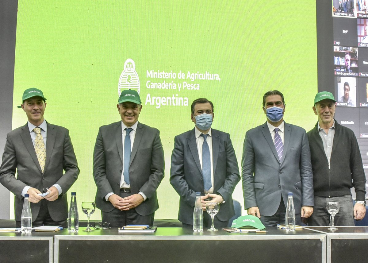 agriculturaar's tweet photo. Sus objetivos principales serán el mejoramiento de los medios rurales, la innovación para la transformación y el fortalecimiento del INTA. Los beneficiarios serán las y los productores, MiPymes y organizaciones que forman parte del sistema agroalimentario argentino. https://t.co/QbTZUMTNA5