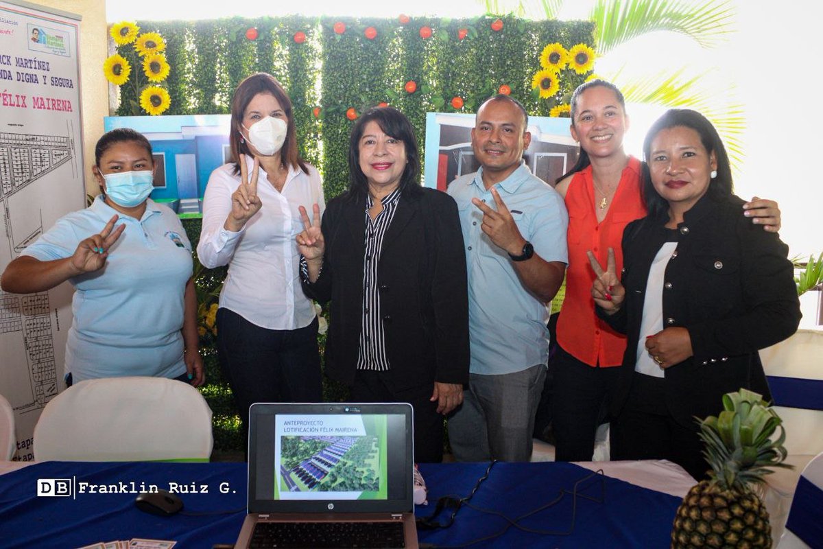 db_nicaragua's tweet photo. #4319FuerzaDeVictorias | INIFOM realiza Lanzamiento del Mapa Interactivo del Programa Nacional Bismarck Martínez: con información sobre programa para Consultar sobre Modelos de Viviendas, Ubicaciones de Urbanizaciones, Dimensión de Terrenos, etc. https://t.co/xnQh3pqxKC