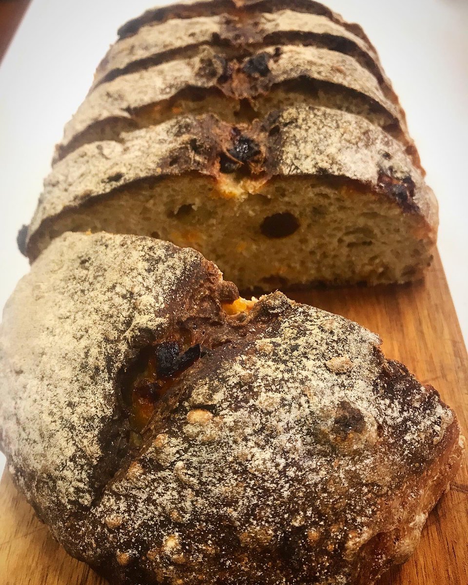 Kayaspicehouse's tweet photo. Kaya Original Bread✨
#kayaspicehouse 
#kayaspice
#spiceoflove
#spice
#farmentation 
#スパイス
#スパイス料理 
#発酵食品 
#発酵
#スパイスと発酵
#スパイスと発酵の融合 
#発酵の未来　
#カヤスパ
#寺田本家
#寺田本家酒粕 
#微生物 https://t.co/XXrr9F3cHO