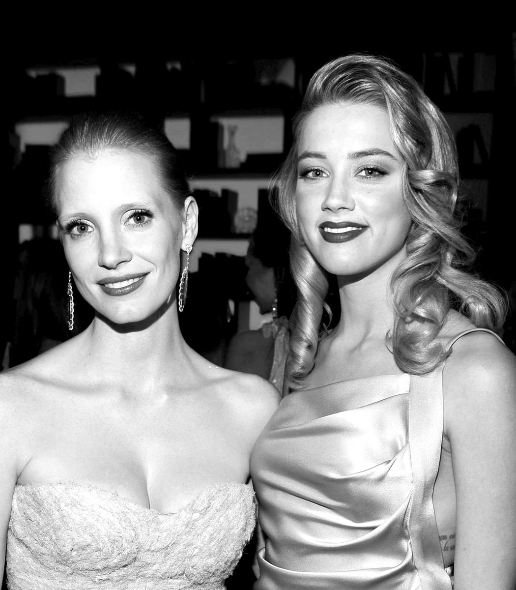 amberglows's tweet photo. Amber Heard with Jessica Chastain at the InStyle Golden Globes afterparty, 16th January 2011. https://t.co/ualUk0NLeB