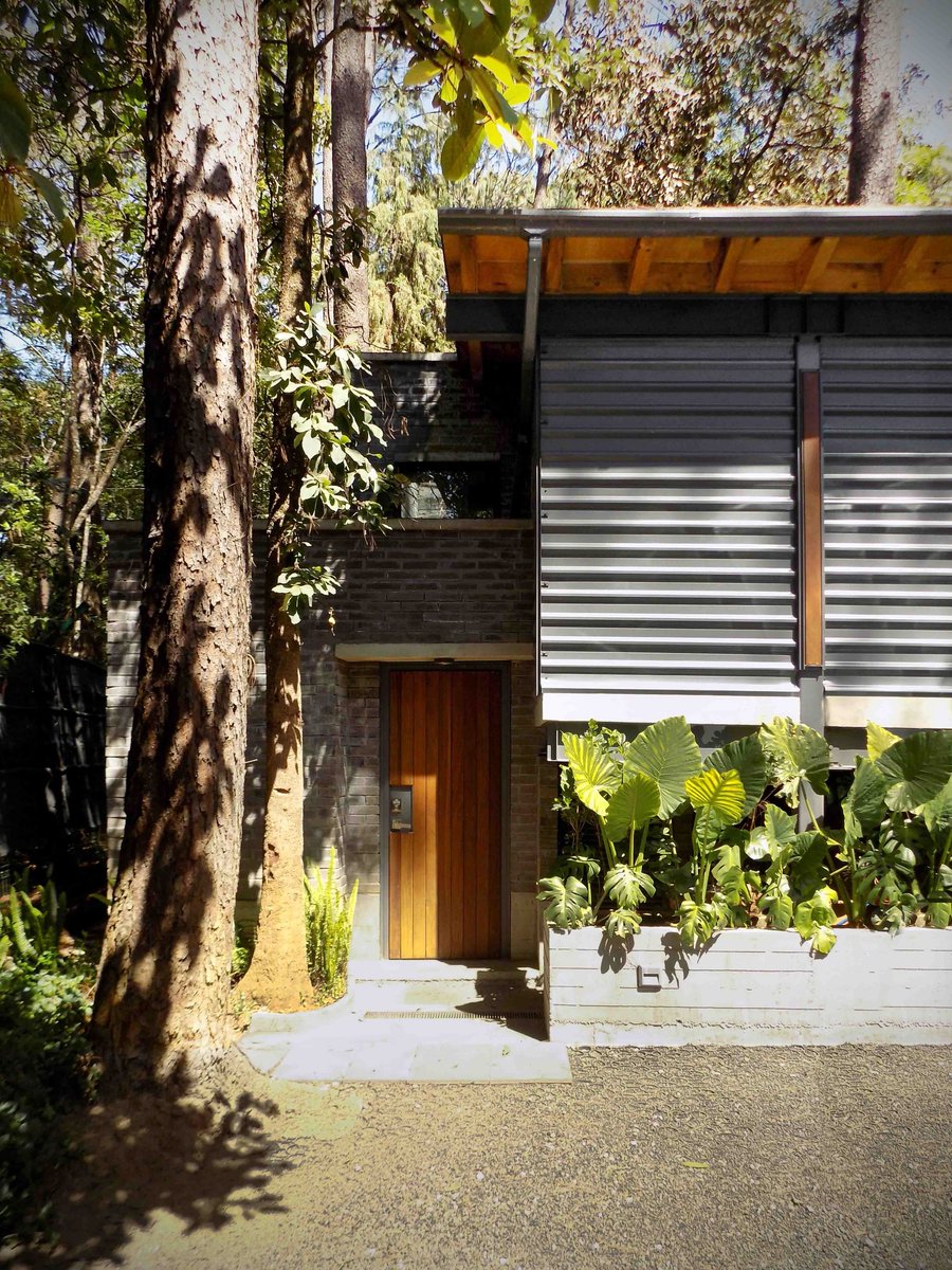 PodioMX's tweet photo. De Portada: Casa Dual por VETA

Leer más 👉 https://t.co/bkHWXBOF2z

@veta_arq #arquitectura #interiorismo #diseño #Residencial #espaciosparavivir #EspaciosParaDisfrutar #desdeelpodio https://t.co/asVR7dKDG4