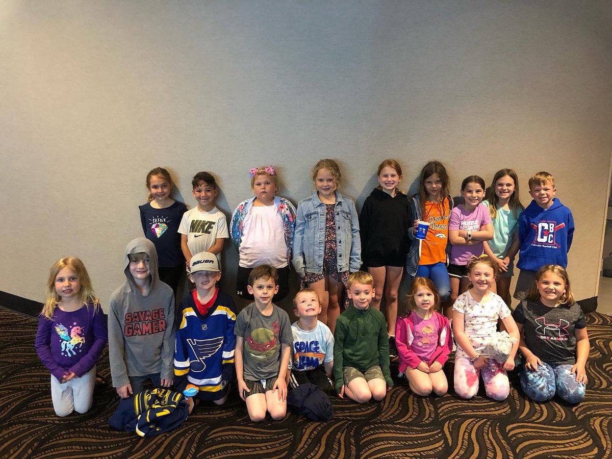 GreenParkLS's tweet photo. Do you remember seeing the Sign Up party at Green Park-A-Palooza to go see Space Jam with Miss Torbeck, Mrs. Meyer, and Mrs. Marty? Our Green Park movie critics give two thumbs way up on this one!
#GPLS #discovergreenpark #GPAP #greenparkapalooza #studentsofgreenpark #spacejam https://t.co/uM6m3ImKZv