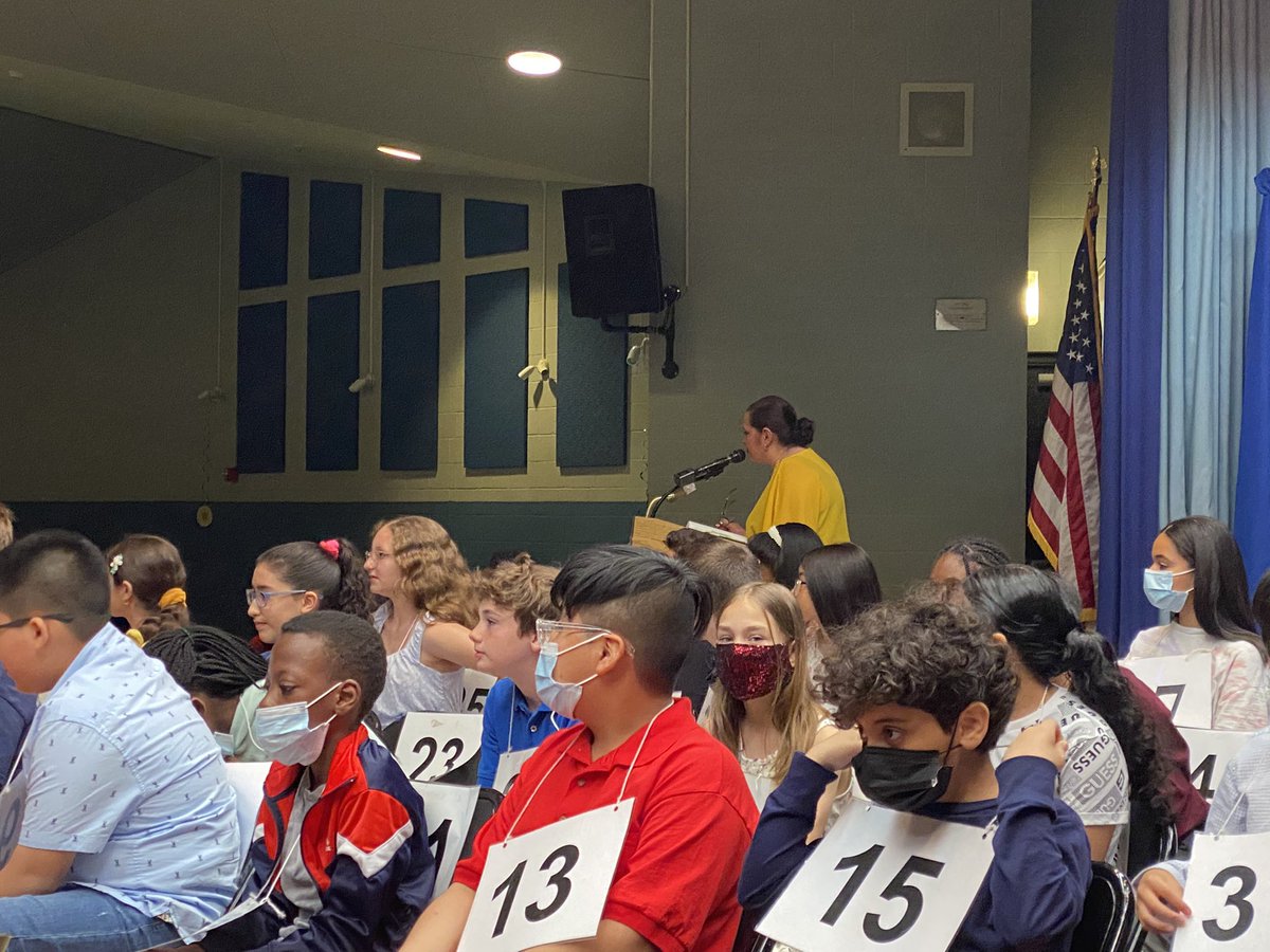 56th Annual Fifth Grade Spelling Bee!!! Partnership by the Exchange Club of Yonkers & YPS! Outstanding work Mrs.Meyer!! YPS unstoppable!!🐝@YonkersSchools @SuptQuezada @mariaAmeyer03