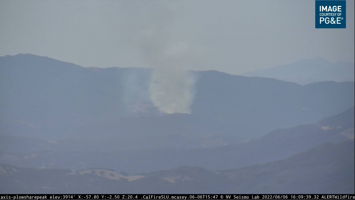 CAFireScanner's tweet image. #LopezFire (Hi Mountain, SLO Co) - AA340 overhead reporting 5 acres in brush w/ moderate rate of spread, potential for 50 acres, requesting 2 additional S-2 tankers. 2 addl handcrews &amp;amp; 3 addl type 3 engines requested.