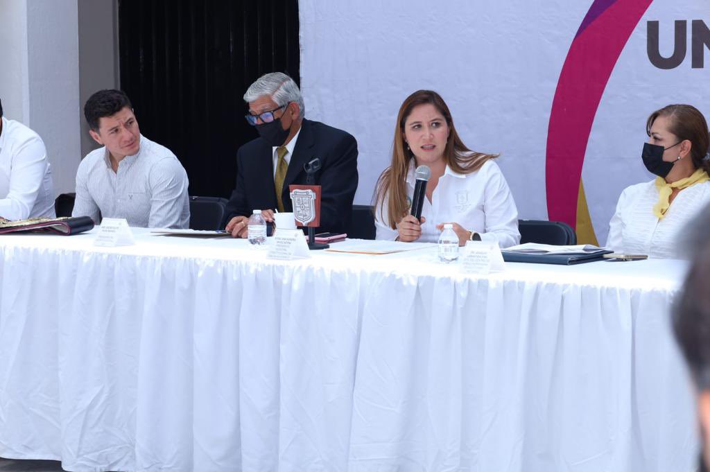 Ana Muñiz Neyra tweet media