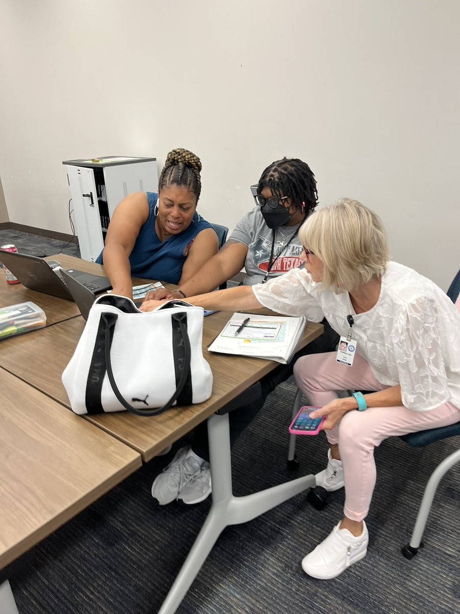 Amanda Dennard tweet media