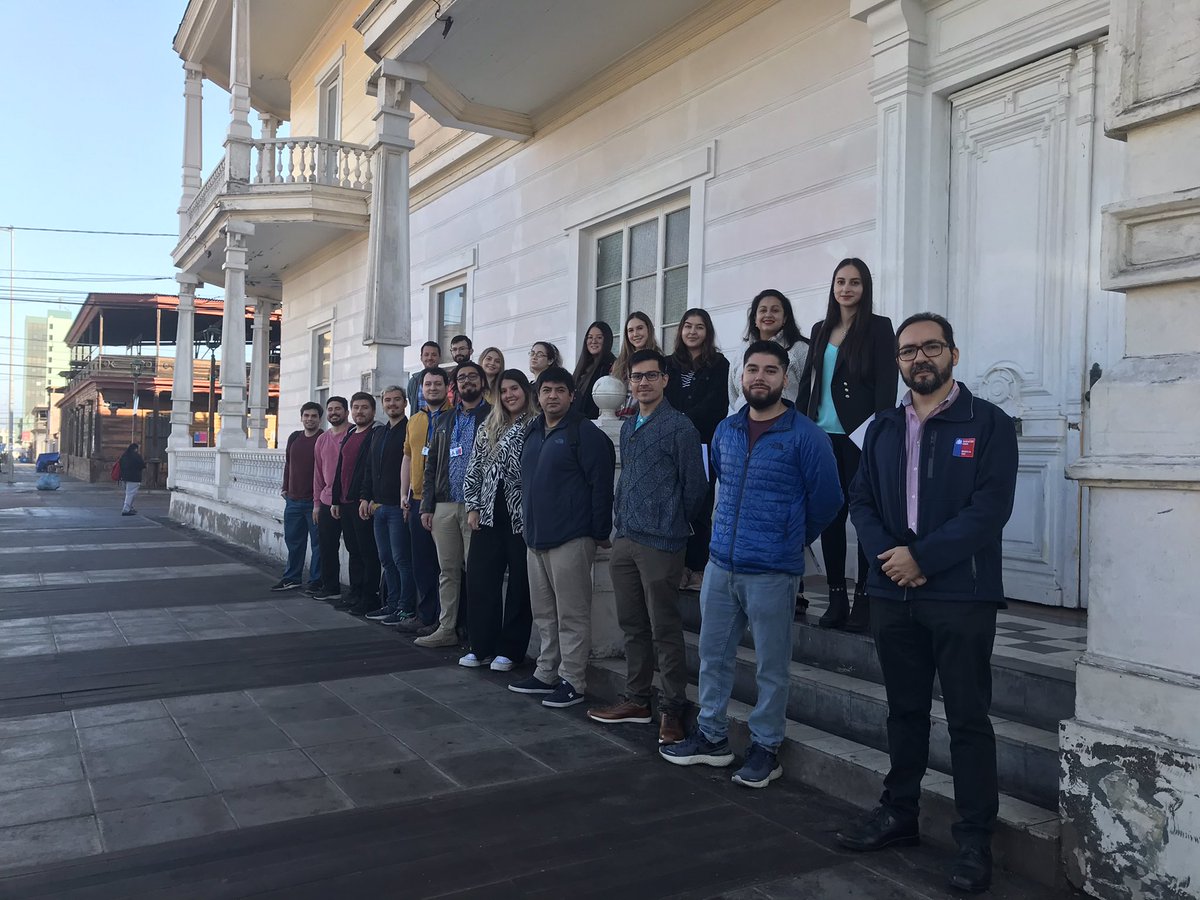 Saludtarapaca's tweet photo. Este #FelizLunes como @Saludtarapaca recibimos 19 nuevos médicos especialistas en Etapa de Destinación y Formación que se unen a diferentes rincones de nuestra extensa Red Asistencial de #Tarapacá Éxito y Bienvenidos @MgzChile @ministeriosalud @paquintard @DPRTarapaca https://t.co/y48kQhe6L6
