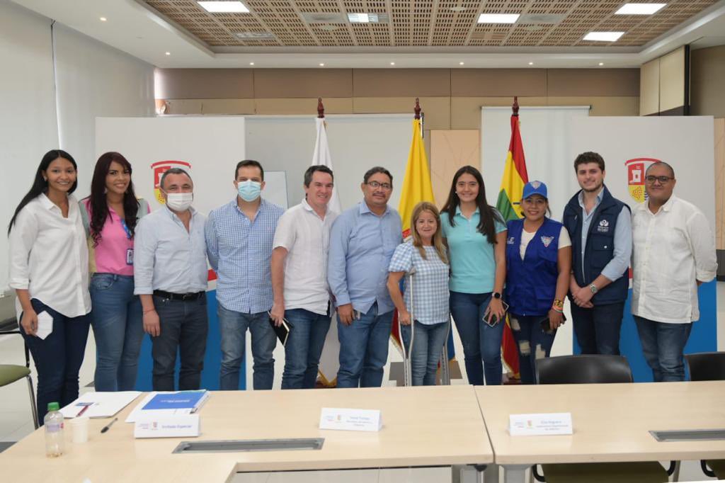 Tuvimos la oportunidad de reunirnos con el Comité Ejecutivo de la Mesa Departamental de Víctimas, para hacer seguimiento de los avances que nuestra gestión ha adelantado en favor de hacer que el Atlántico sea un territorio de acogida para esta población 👍🏻 #AtlánticoParaLaGente