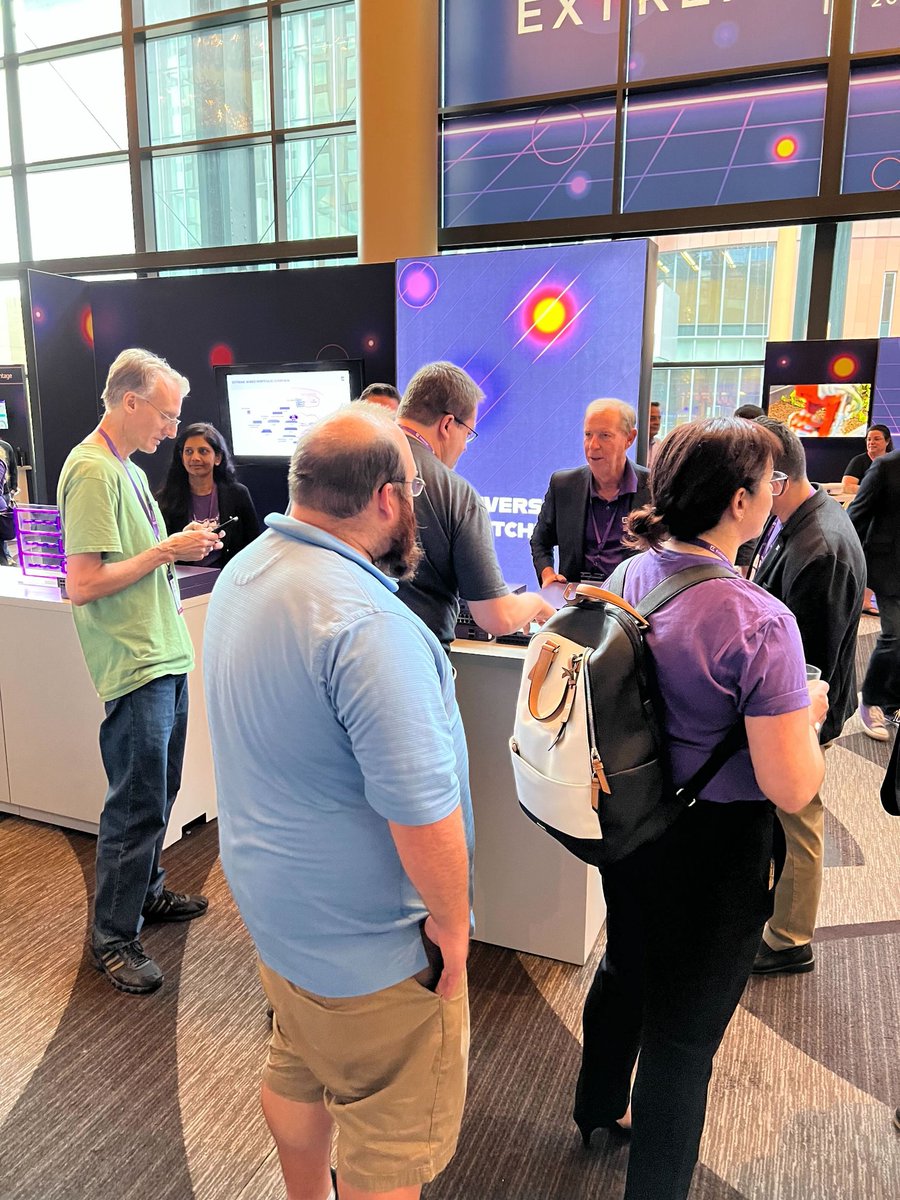 ExtremeNetworks's tweet photo. The fun has just begun! #ExtremeConnect kicked off this evening with a reception in Nashville. Tune into the livestream tomorrow to hear what's coming to ExtremeCloud. The future of networking is about to get more flexible, intelligent, &amp; secure. Register: https://t.co/KzfHTsrwg6 https://t.co/Rnej8NI7td
