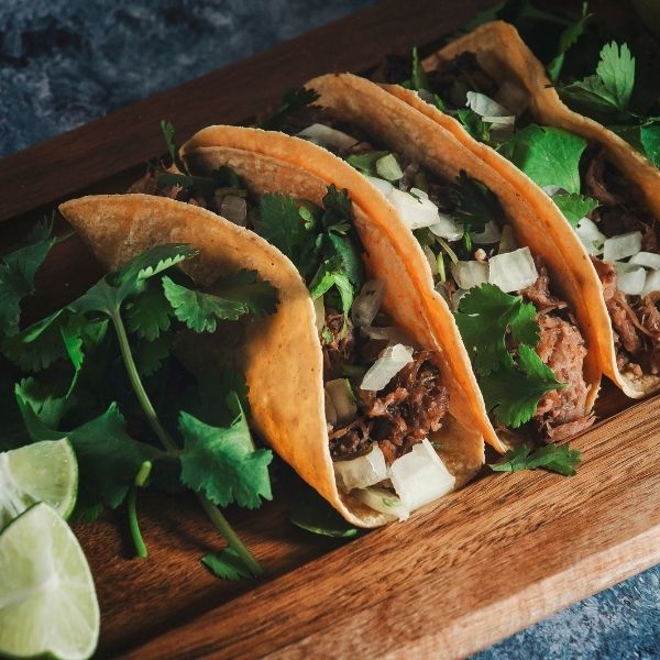 algarabia's tweet photo. Gracias al inventor de las "iza", ahora tenemos pretexto para sacar la carnita asada sin culpa, cualquier día de estos... ¡Urge! 🤤😋🧑🍳🥩🥓🍗🍖🍻
#derivación #flexión #IZA #IZO #lenguaje #lexema #sufijo
https://t.co/u17qre00O0 https://t.co/v36iVbBDHG