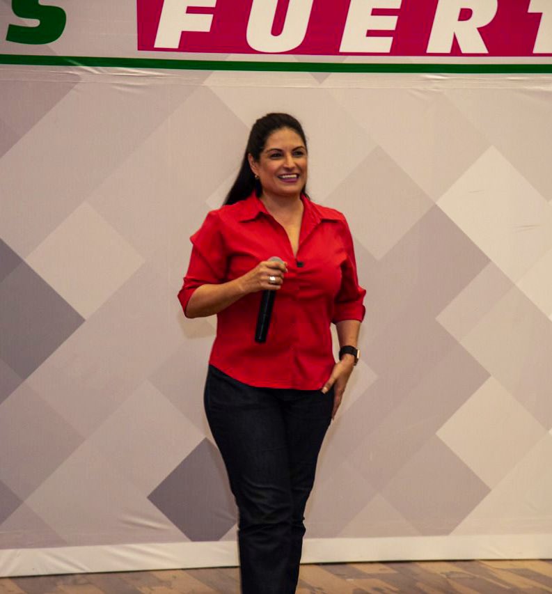 elchiltepin's tweet photo. #Hermosillo Siguen sumando priistas la fórmula @zairafernandezm y @PascualSotoe . “El Equipo Sonora, tiene la documentación avalada por la Comisión de Procesos Internos, por lo que el recurso interpuesto, solo pretende ganar en los tribunales lo que no puede ganar en las urnas” https://t.co/m47VZBNtdo