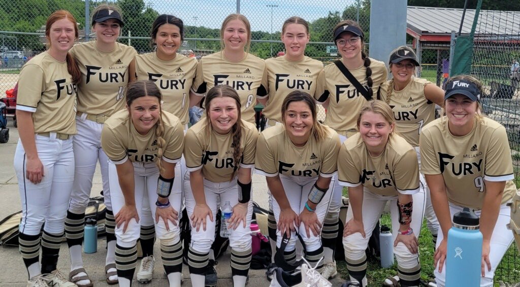FuryGoldBest's tweet photo. Wkend Hitting HL
@ttaylorrmmarie 8-22 .364 3RBI 2Dubs
@AnnaReiling 4-18 .222 2RBI
@15Mdivis 8-17 .471 9RBI 3dub 
1Tpl, 2💣
@jami_mans 8-17 .471 3RBI 1dub 1💣
@ReaganDreibelb1 7-19 .368 4RBI 4dubs
@JBestenlehner 7-16 .438 6RBI 
2dub 2💣
@kimby_23 6-17 .353 3RBI 1Dub 1💣 https://t.co/mk9W8ODtiX