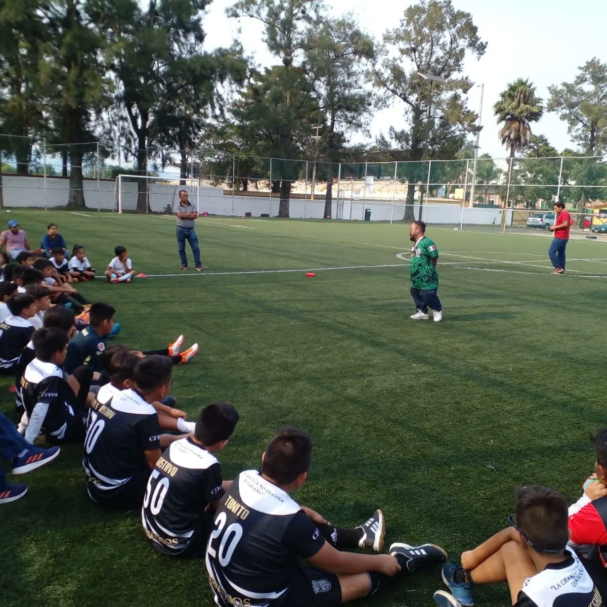 ClubMexdeFútbolTB tweet media