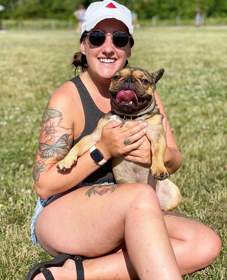 Taylorsheeha's tweet photo. My Elder sister love her so much, What a cute smile from my little puppy and my sister Rihana Cody
#AnimalDayCare #LoveIsland2022 #PetsShops #puppytraining https://t.co/I9BmcESMtR